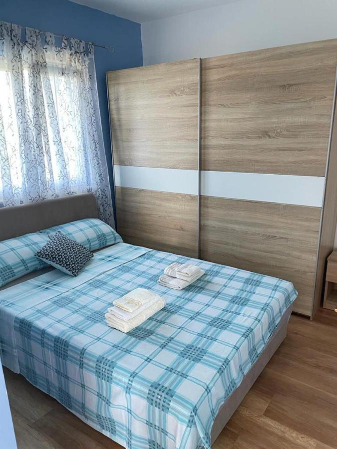 Ferienwohnung Oaza Mira Tisno Exterior foto